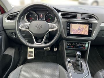 Volkswagen Tiguan - 10