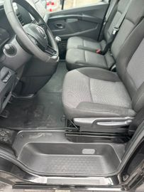 Renault Trafic - 10