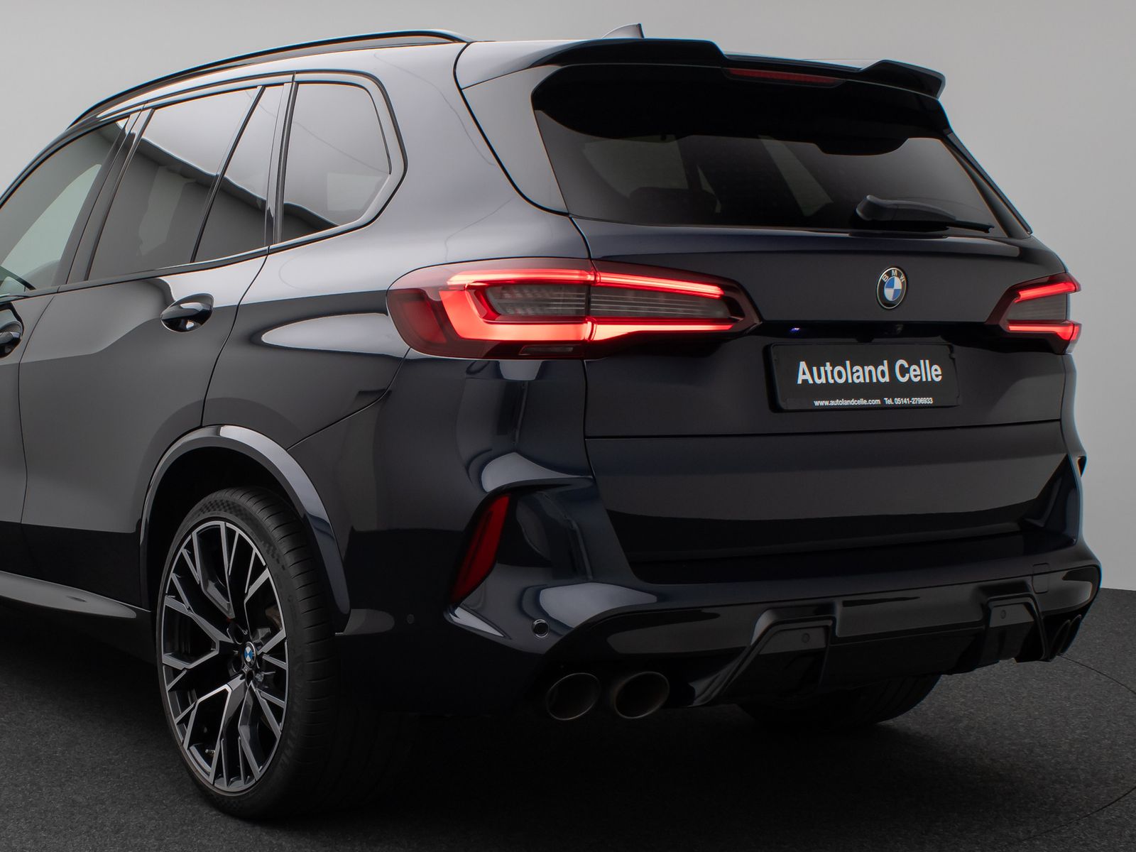 Fahrzeugabbildung BMW X5 M Competition Panoram 360°HUD B&W SoftCl VOLL