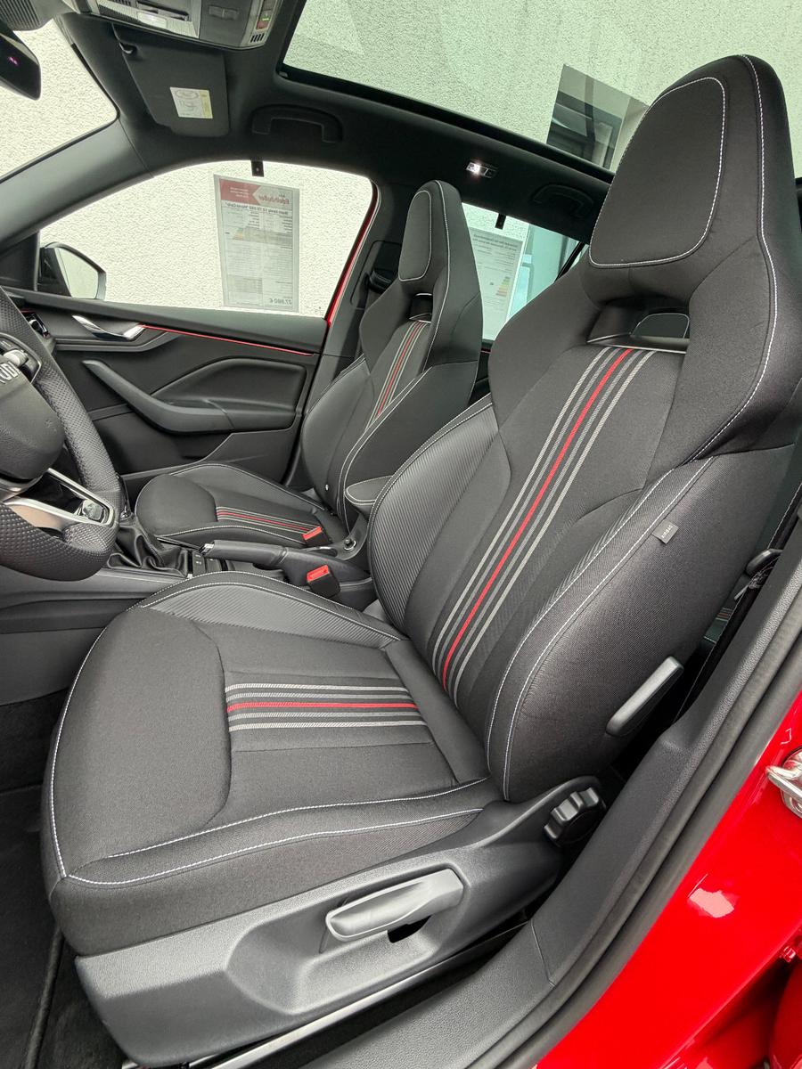 Skoda Kamiq 1.0 TSI DSG Monte Carlo (Pano,AHK,5/100)