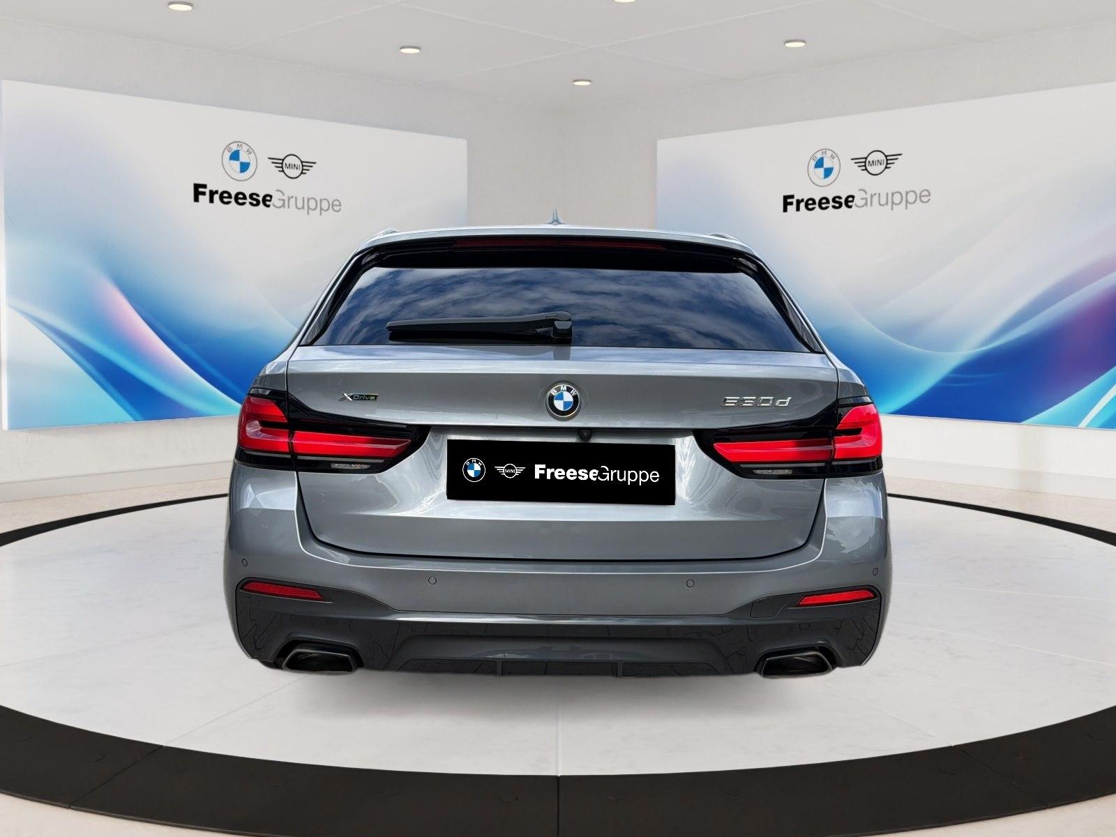BMW 530d xDrive Touring AHK Laser HEAD-UP RFK HIFI
