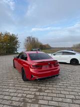 BMW  330i Luxury Line 8fach bereift - BMW 330 von privat