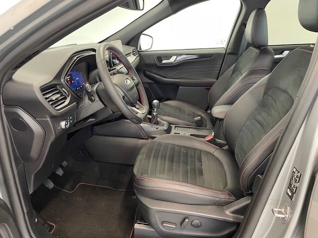 Fahrzeugabbildung Ford Kuga ST-Line X 1.5 totWinkelASS Kamera DAB