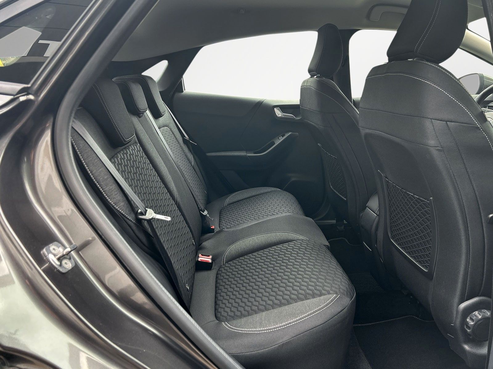 Fahrzeugabbildung Ford Puma*Ambiente*LED*Spurhalteass*AHK*Massage*