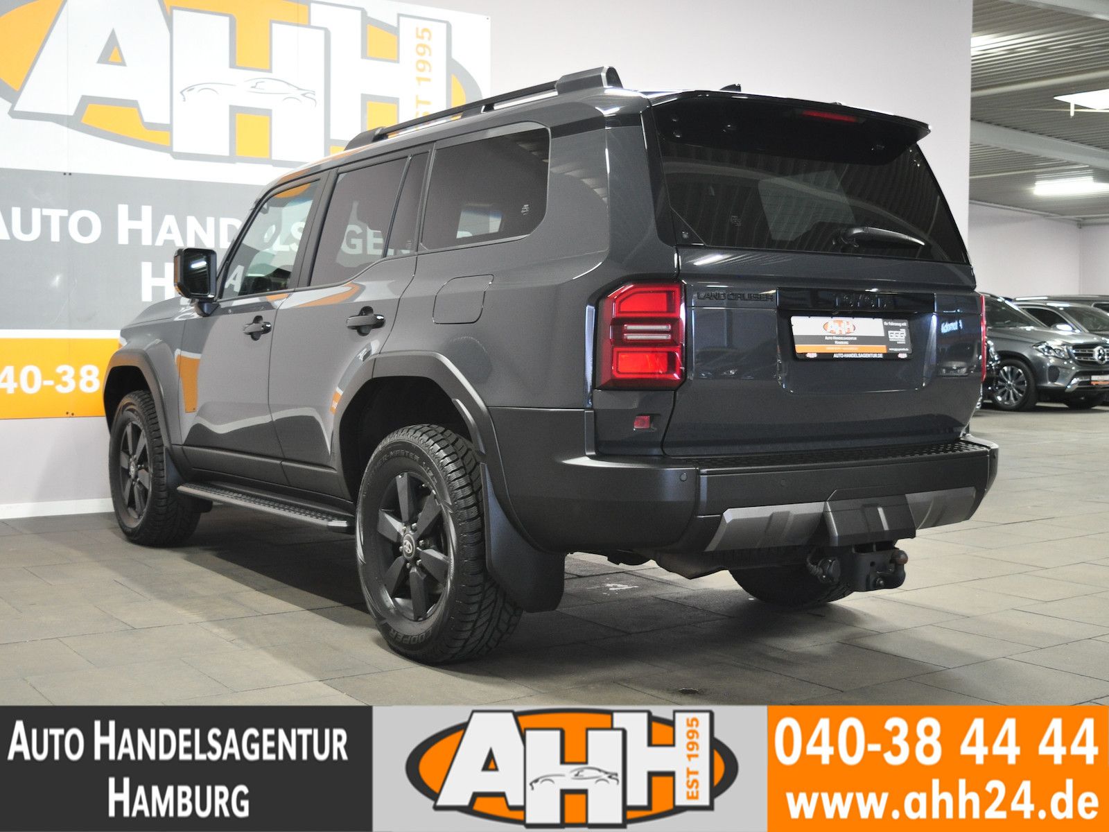 Toyota Land Cruiser 2.8 D-4D AWD EXECUTIVE LED 360 AHK! foto 3