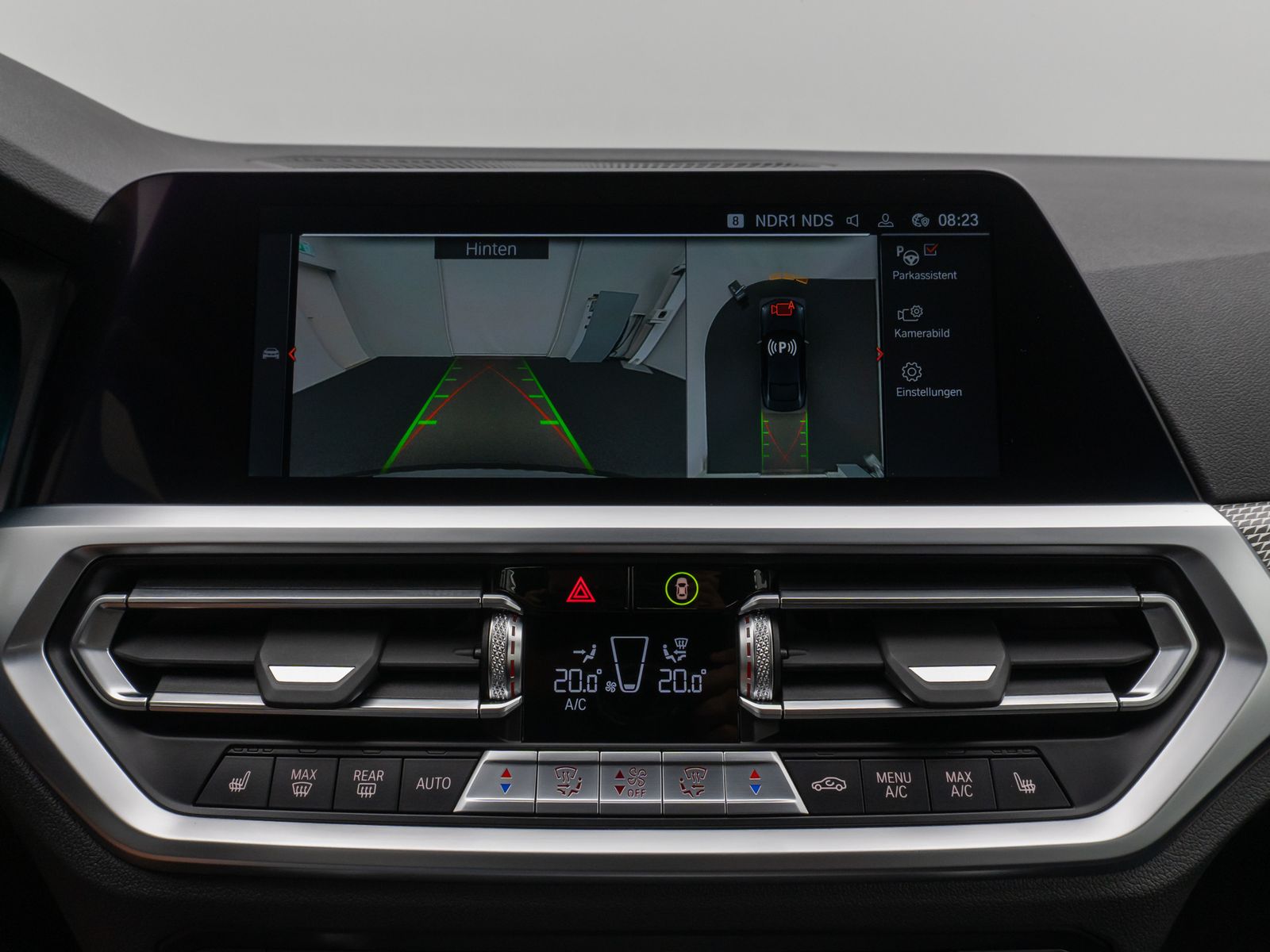 Fahrzeugabbildung BMW M440d xD Coupé Laser 360°HUD DAB H/K Komfort ACC