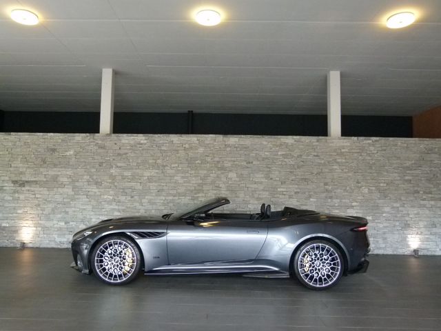 Aston Martin DBS 5.2 V12 Volante 770 Ultimate