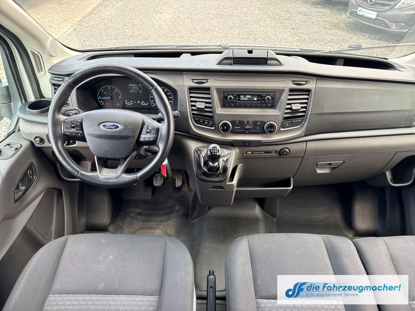 Fahrzeugabbildung Ford Transit Kombi 350 L3 Trend Lift Temp Tel.-Vorb.