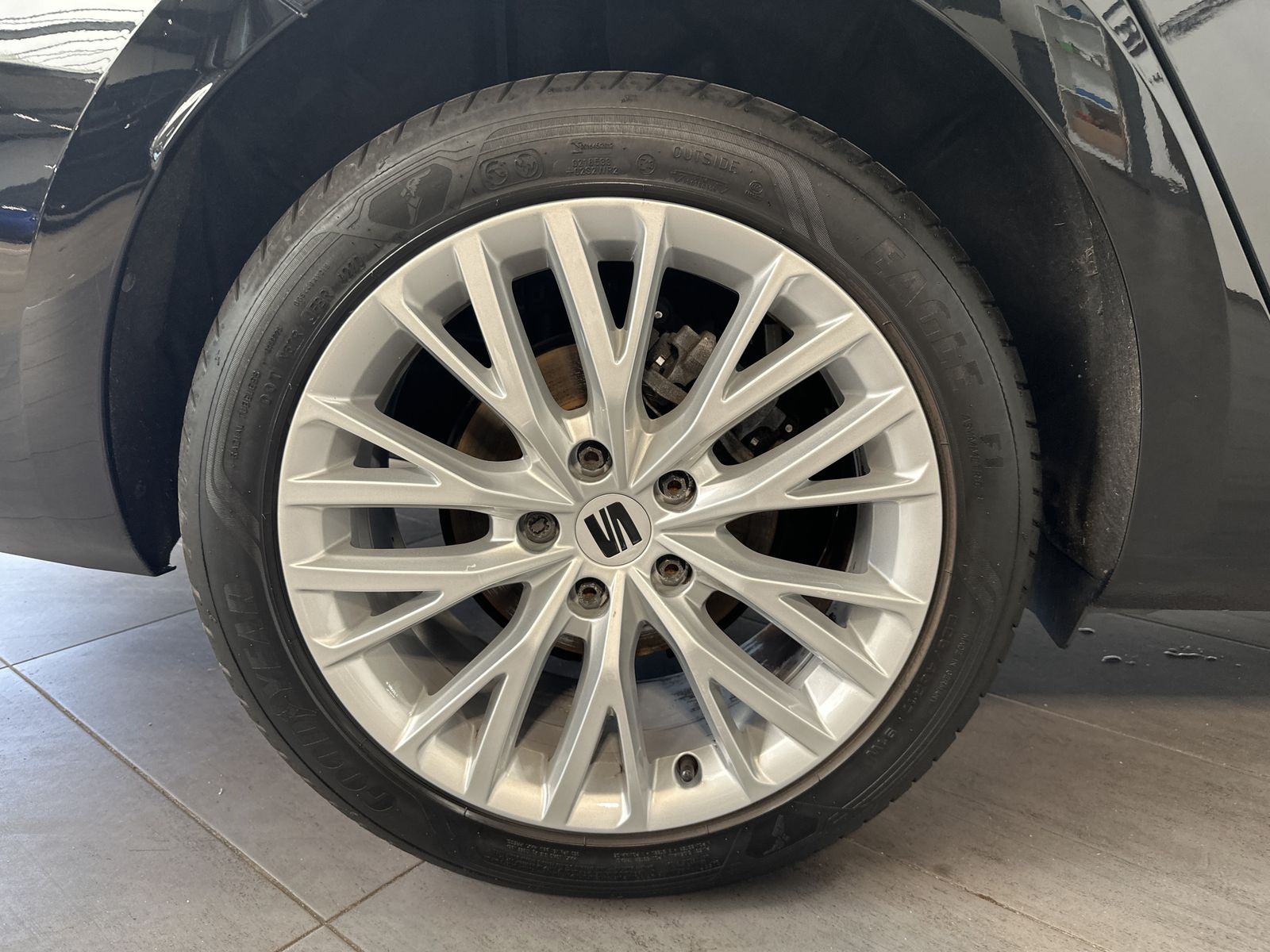 Fahrzeugabbildung SEAT Leon ST 2.0 TDI Xcellence DSG NAV+LED+ACC+KAMERA