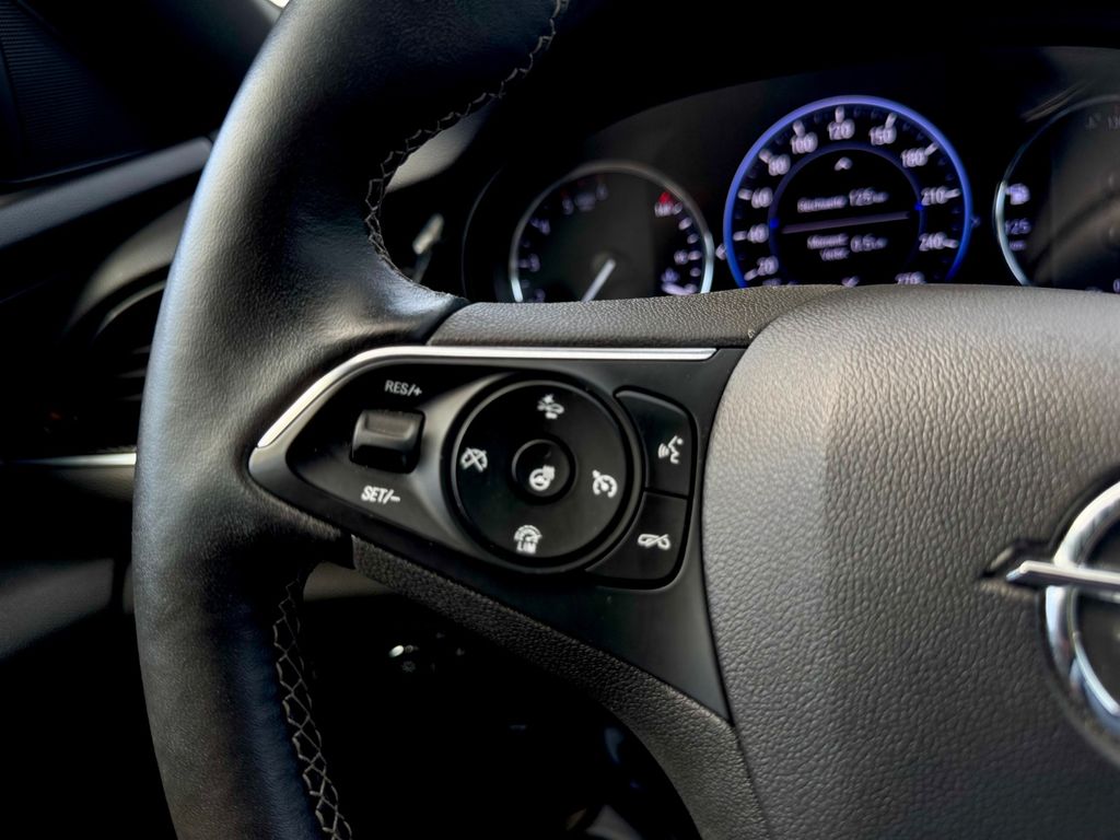 Opel Insignia B Sports Tourer Elegance RKam Navi LED – Ansicht 24