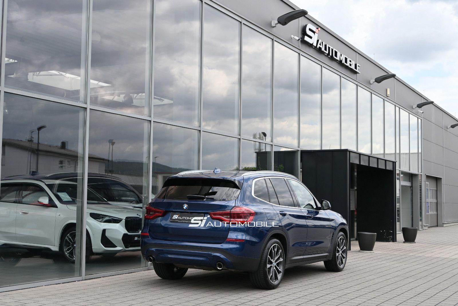 Fahrzeugabbildung BMW X3 xDr.30d °ACC°AHK°HUD°MEMO°PANO°STANDHZG°360°