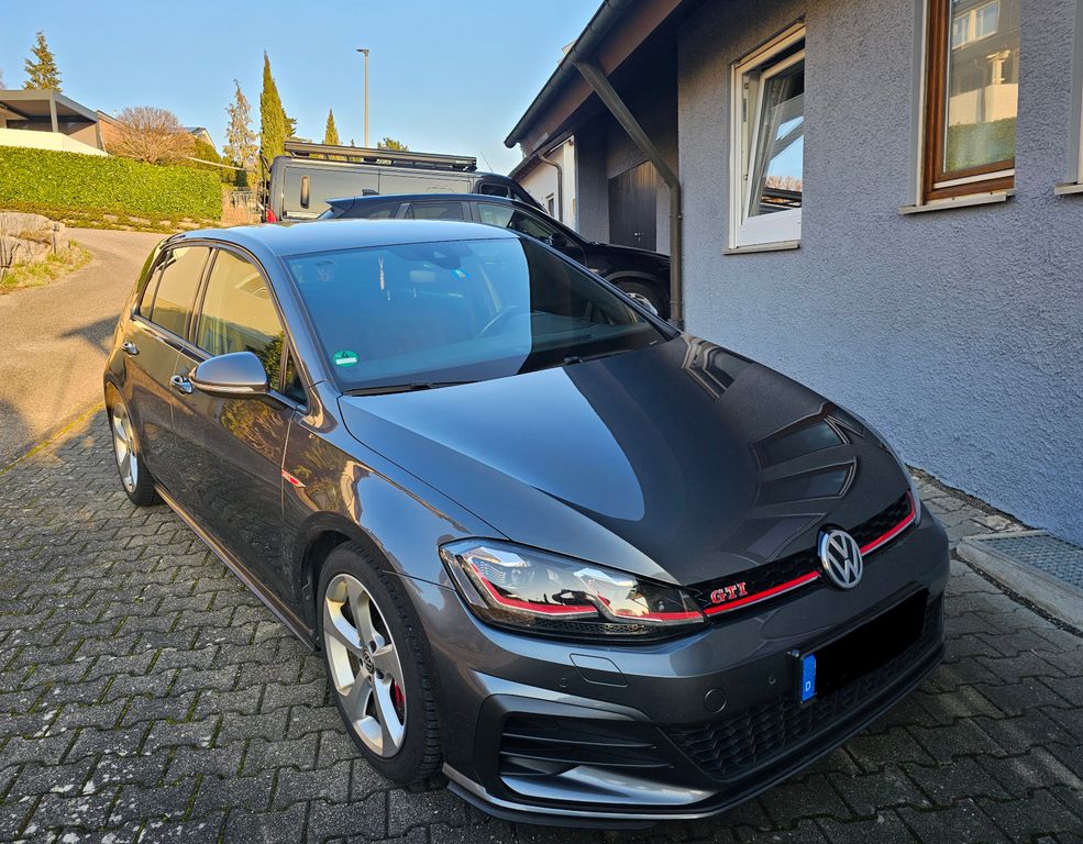 Image of Volkswagen Golf