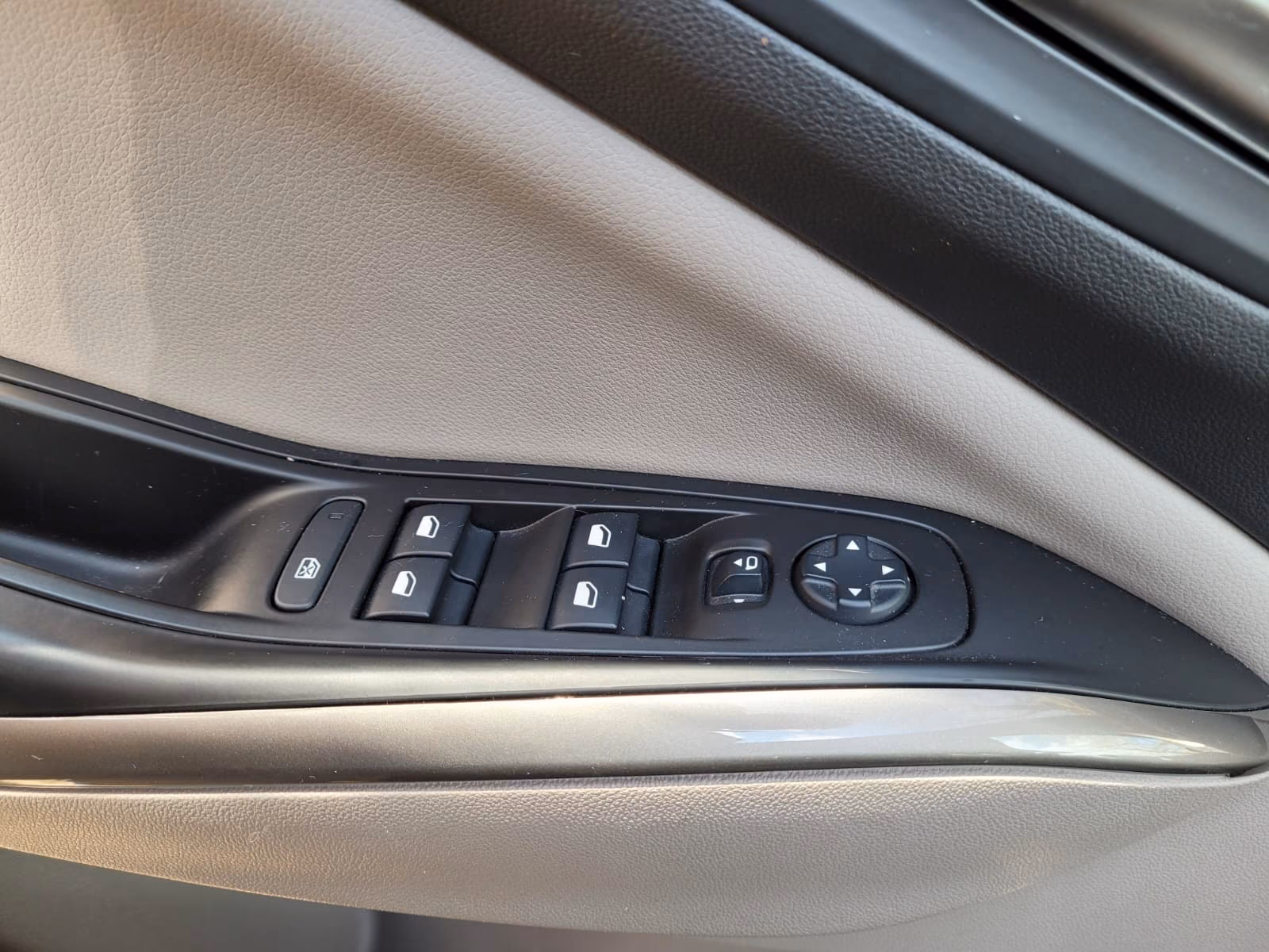 Opel Grandland (X) 1.2 Turbo 96kW Innovation Auto...