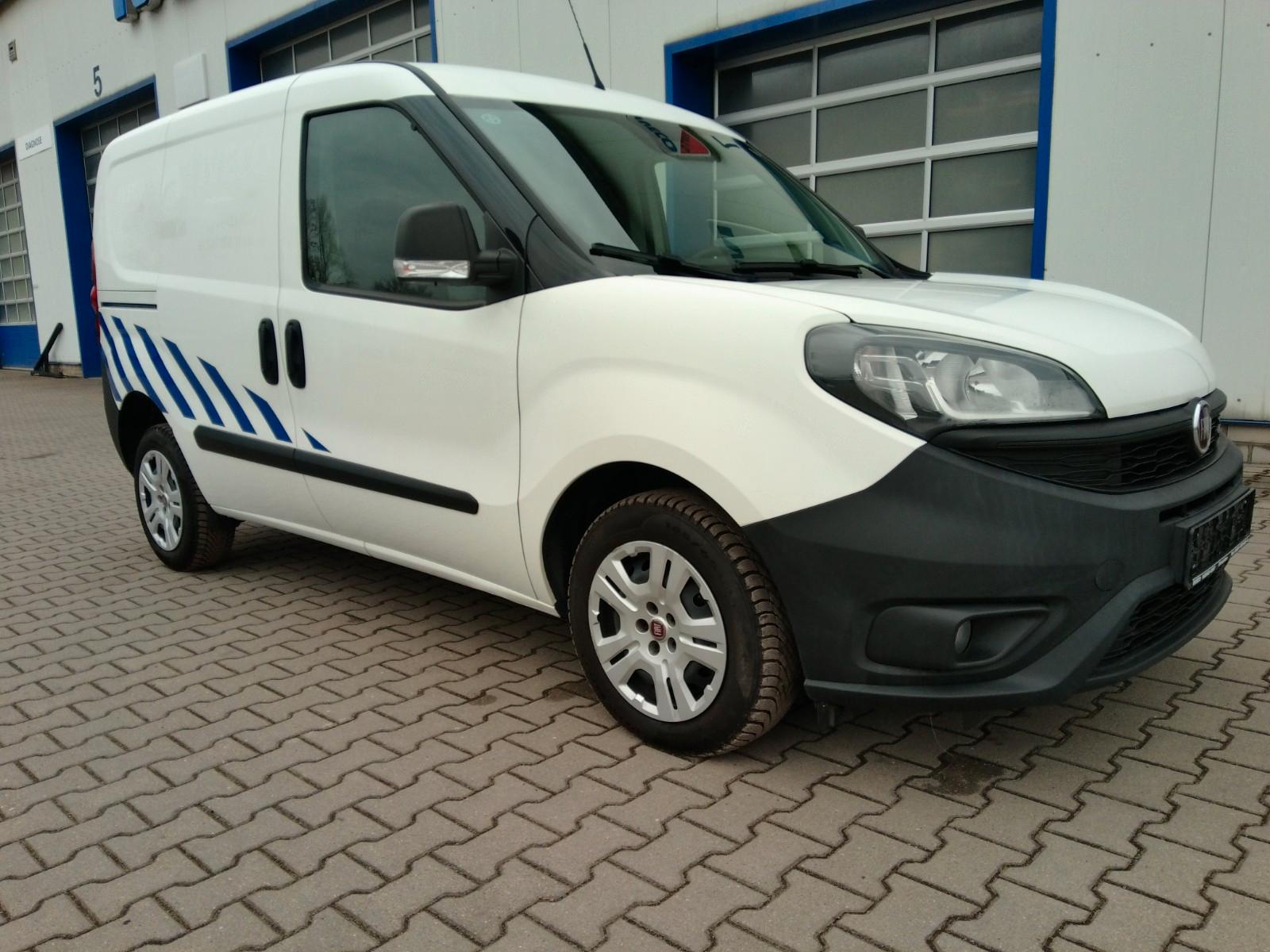 Fiat Doblò SX Kasten 3 Sitzer voll