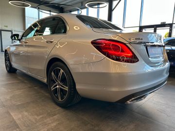 Mercedes-Benz C 200 *Service 426*LED*TEMPO*PDC*2-ZONEN*SPUR*