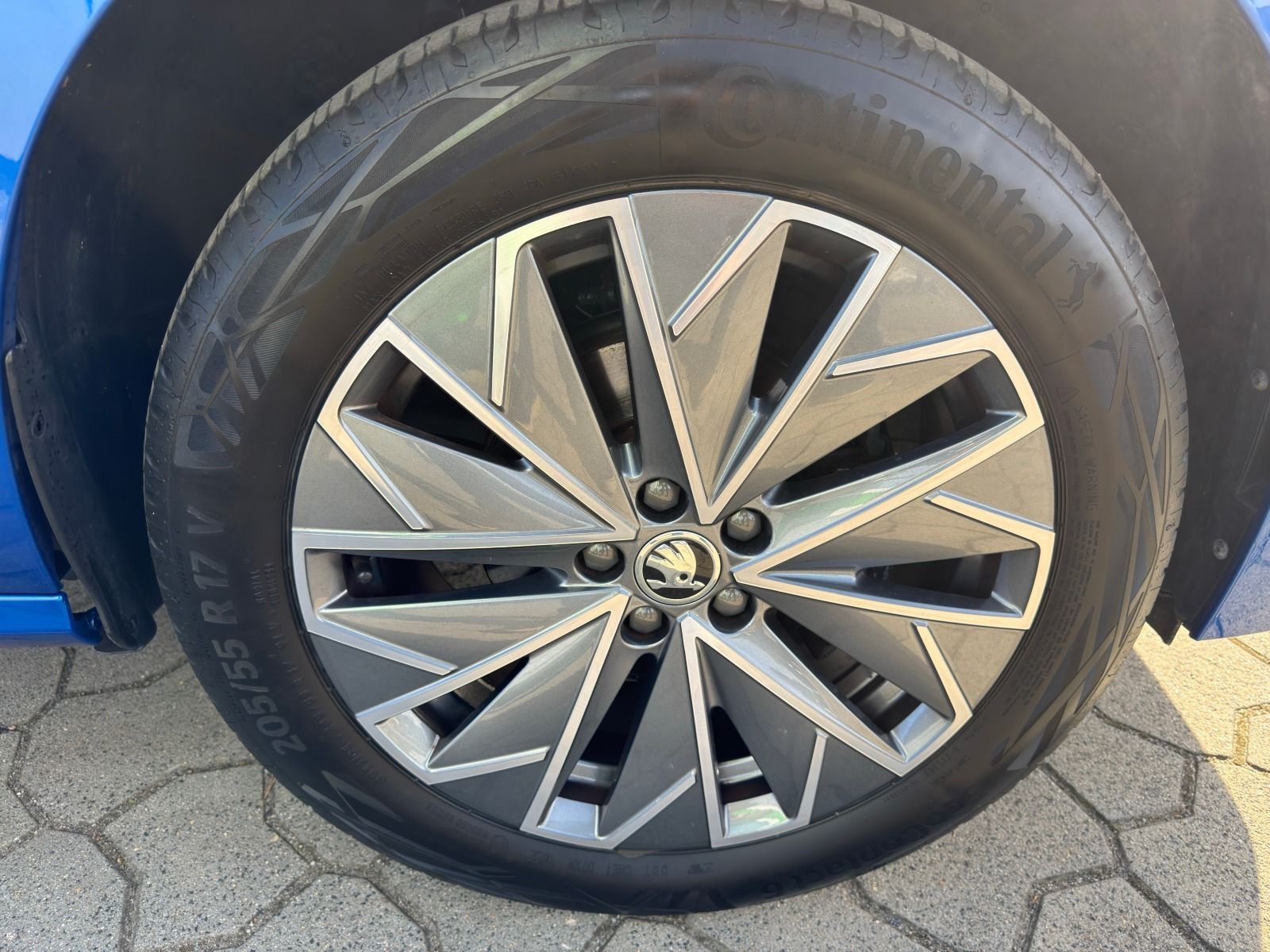 Fahrzeugabbildung SKODA Kamiq 110PS 6-Gang*NAVI*RFK*AHK