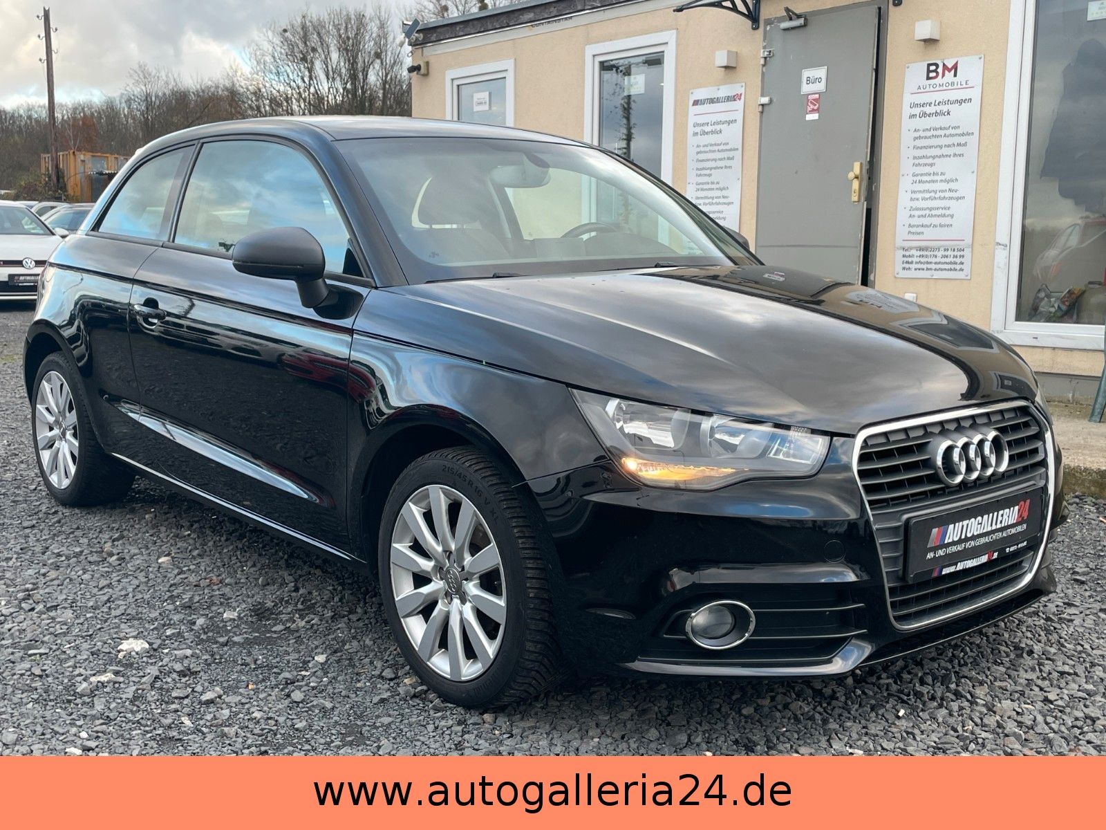 Fahrzeugabbildung Audi A1 1.2 TSI Attraction Navi SCHECKHEFT 2.HAND PDC