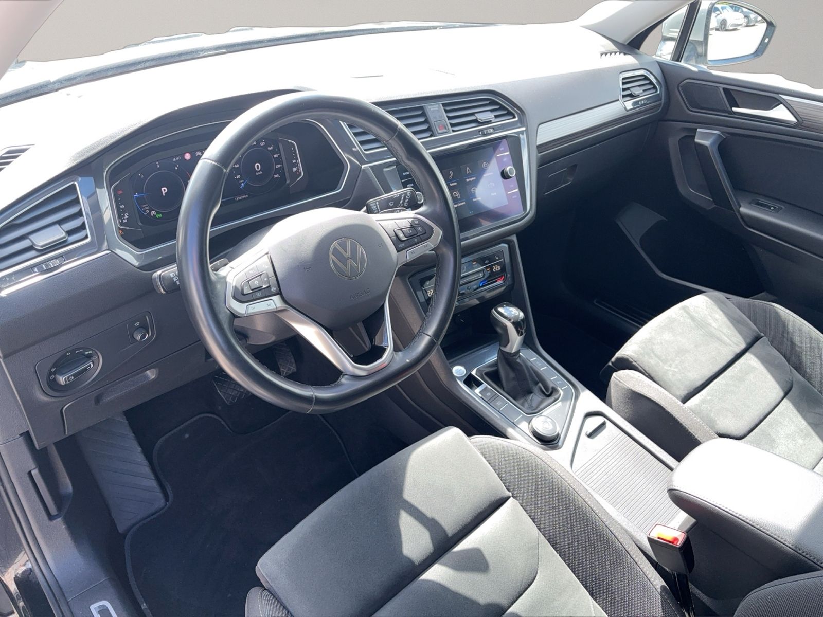 Tiguan Allspace Elegance 4Motion 2.0 TDI, AHK, B