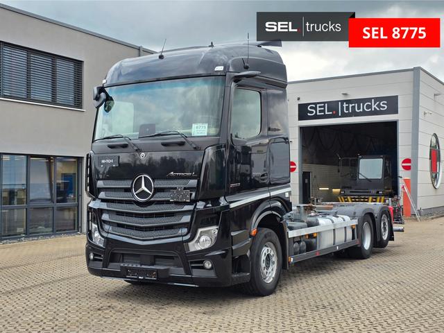 Mercedes-Benz Actros 2553 · Retarder · axă directoare