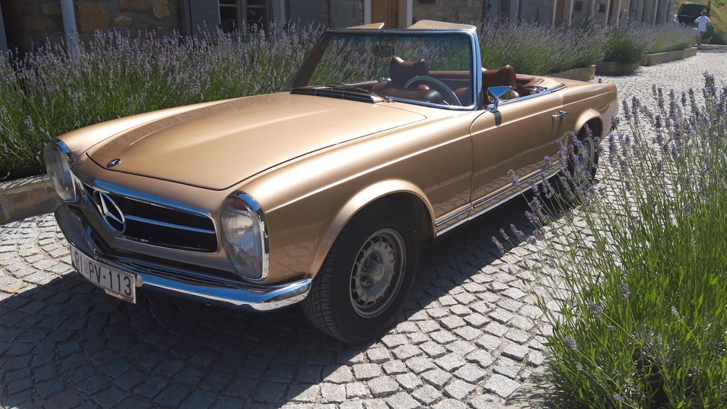 Mercedes-Benz 280