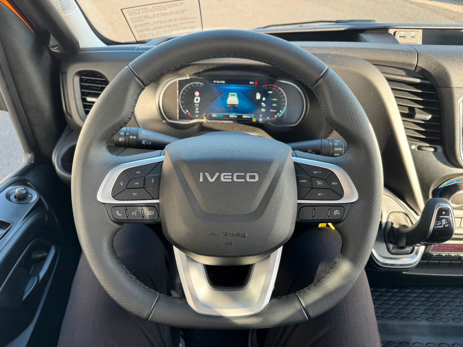 Fahrzeugabbildung Iveco Daily 60C16 HA8 3.0L A8 *R.3.450mm*Automatik*AHK