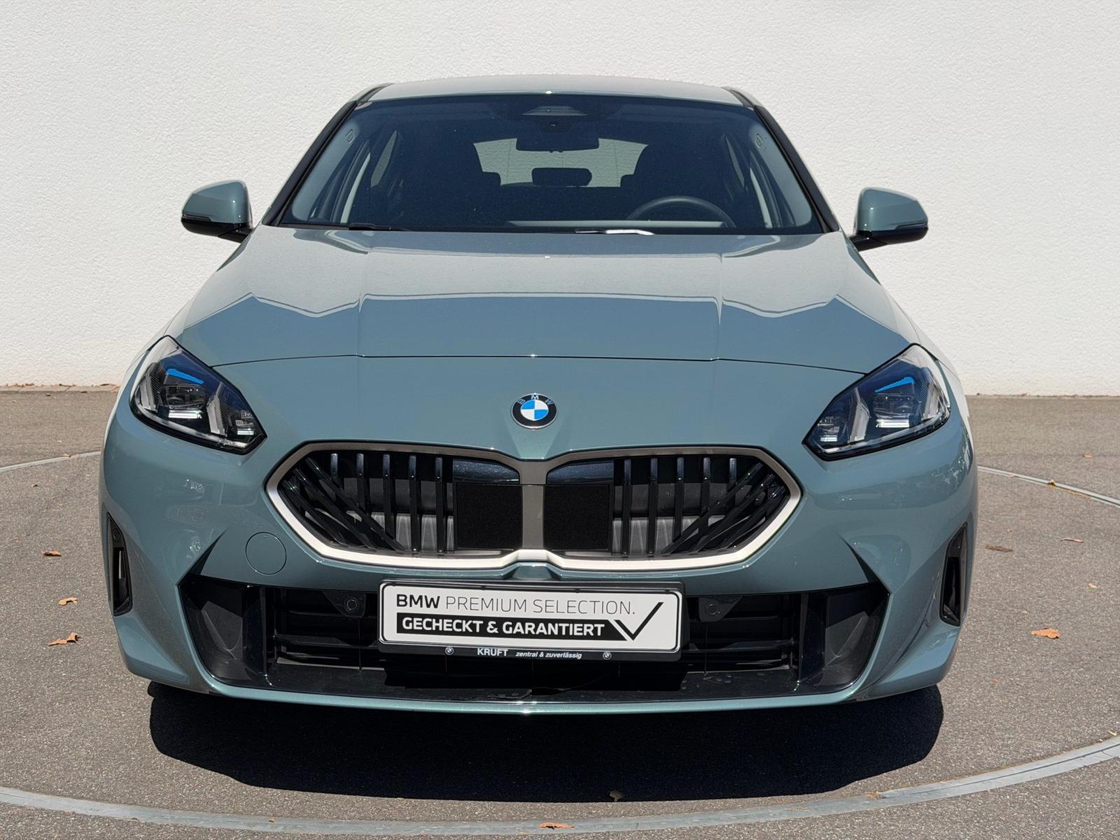 BMW 120 HK SOUND+AHK+LR HZ+ACC+KAMERA+LM17