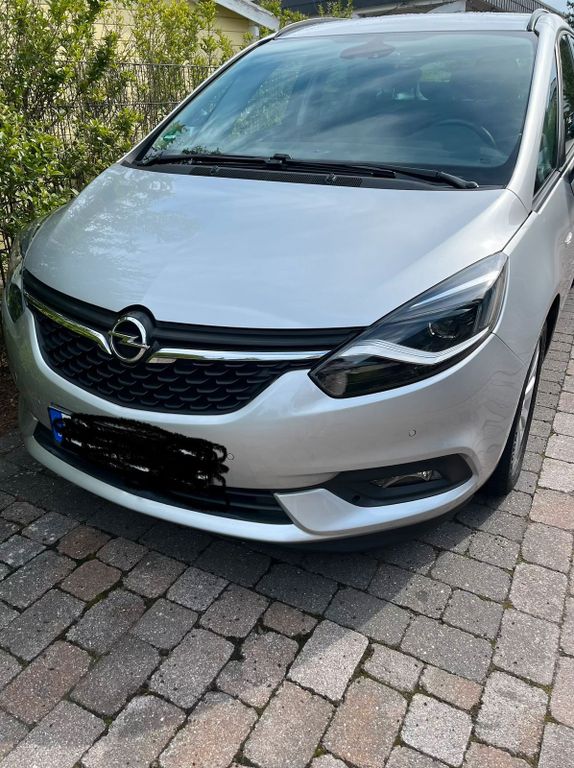 Image of Opel Zafira Tourer
