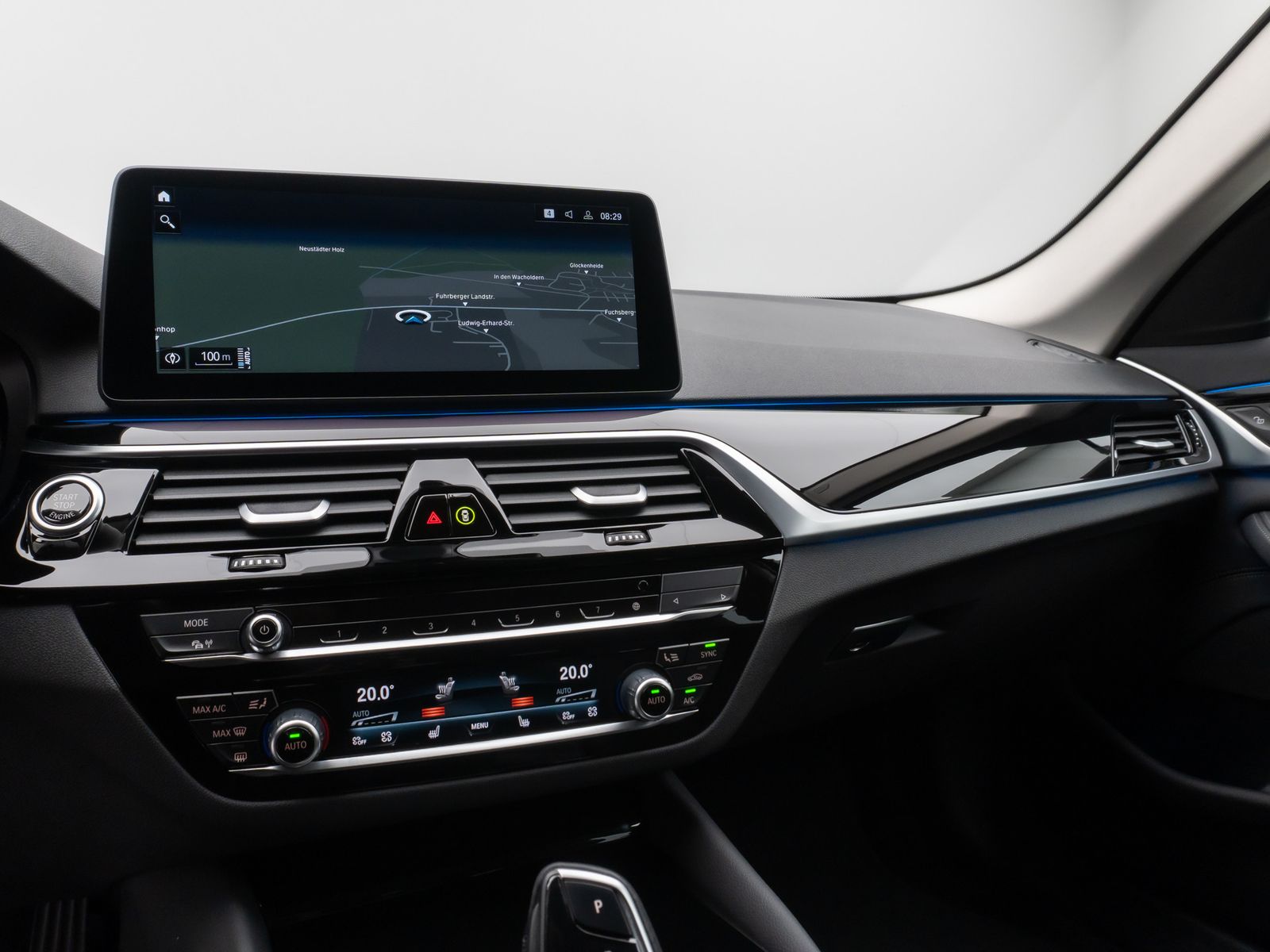 Fahrzeugabbildung BMW 530e Kamera Laser HUD DAB AHK Komfort AlarmLeder