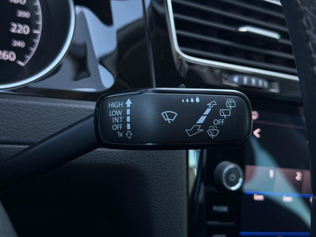 Volkswagen Golf VII Join 1.6 TDI °LED°Navi°RFK°PDC°SHZ°