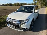 Mitsubishi Outlander 2.2 DI-D / 4-WD / 7 -Sitzer / gepflegt - Mitsubishi
