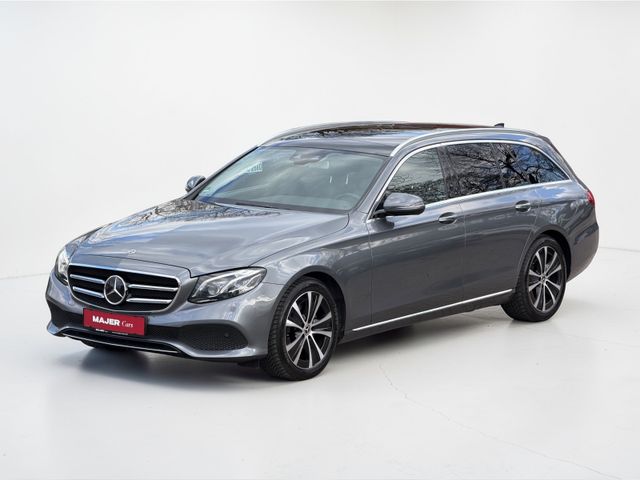 MERCEDES-BENZ E 220d T BURMESTER*PANO*LEDER*ACC*MUTLIBEAM*LED