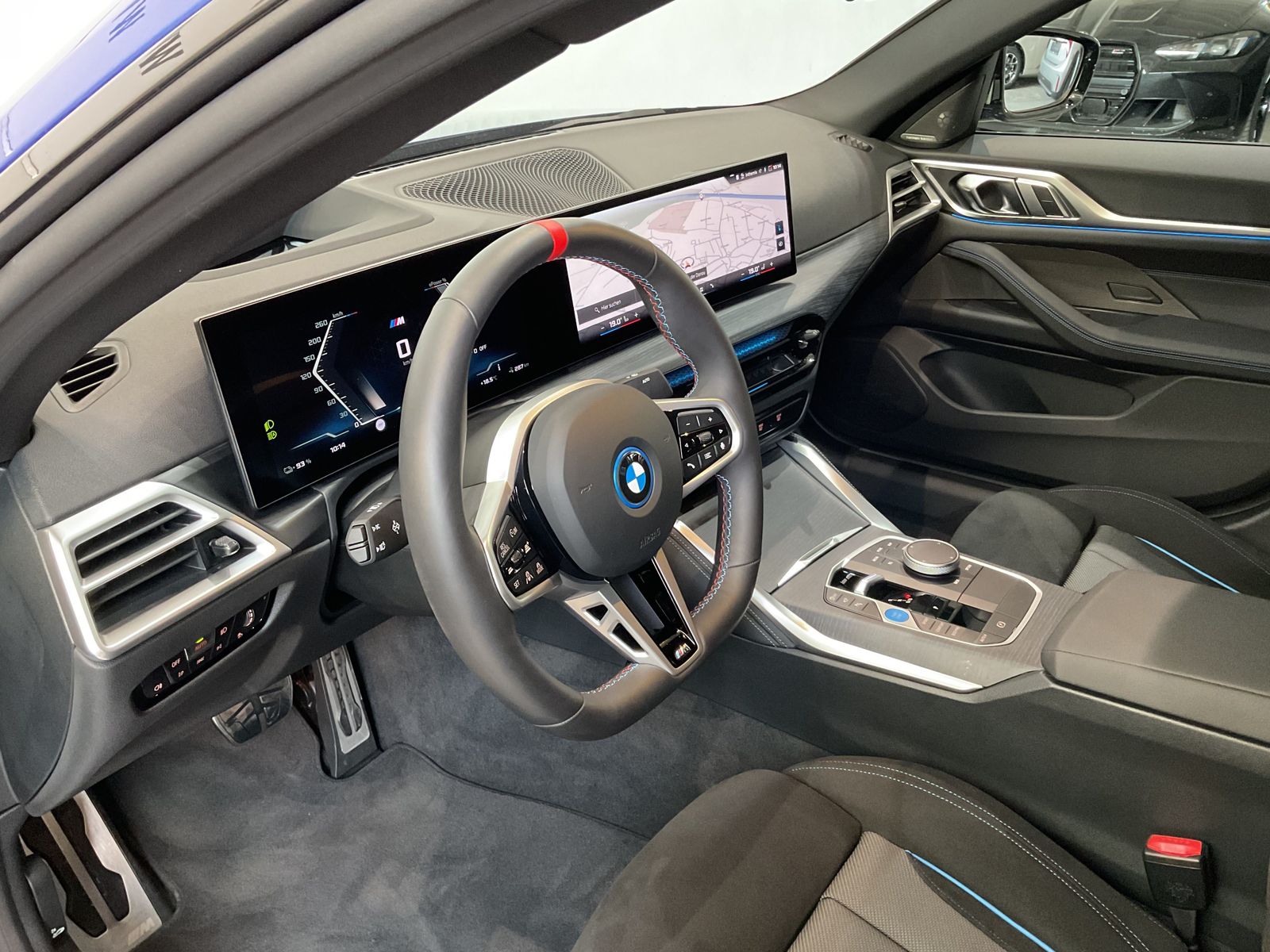 Fahrzeugabbildung BMW i4 M50 M Sportpaket pro, 19" LMR