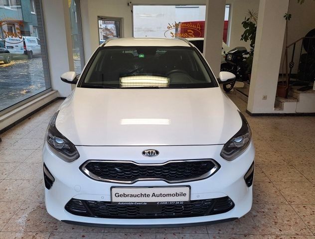 Kia cee'd Sportswagon Automatik Navi Kamera LED Alu