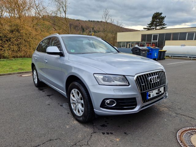 AUDI Q5 3.0 TDI S tronic quattro -