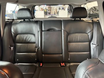 Volvo V70 Kombi Momentum *Leder*