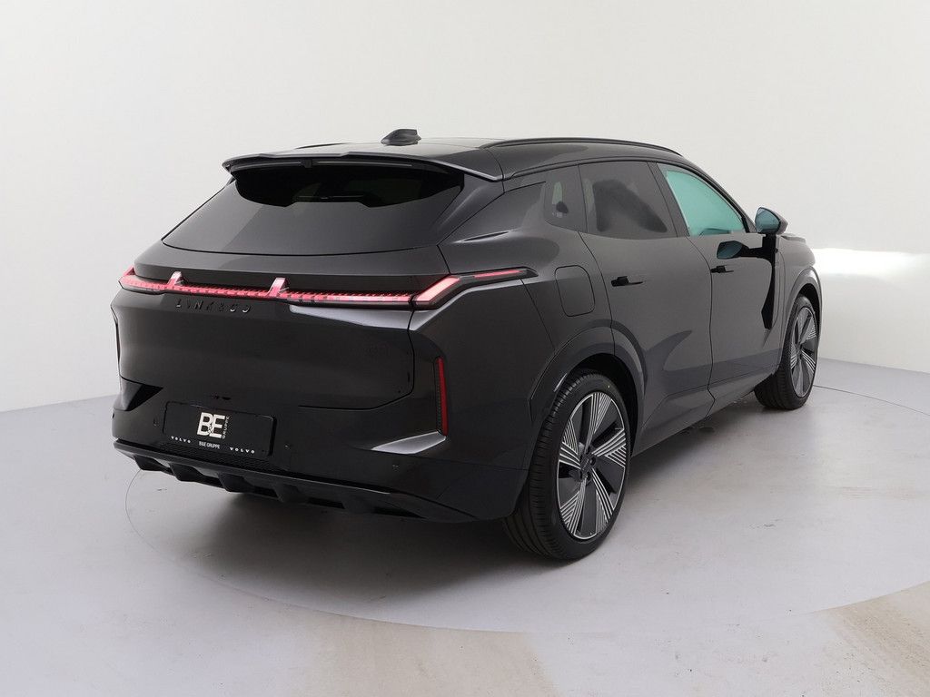 Lynk & Co 08