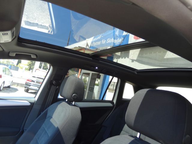 Fahrzeugabbildung Volkswagen Tiguan/R-Line/BlackStyle/Pano/2.Hd/Navi/20Zoll/