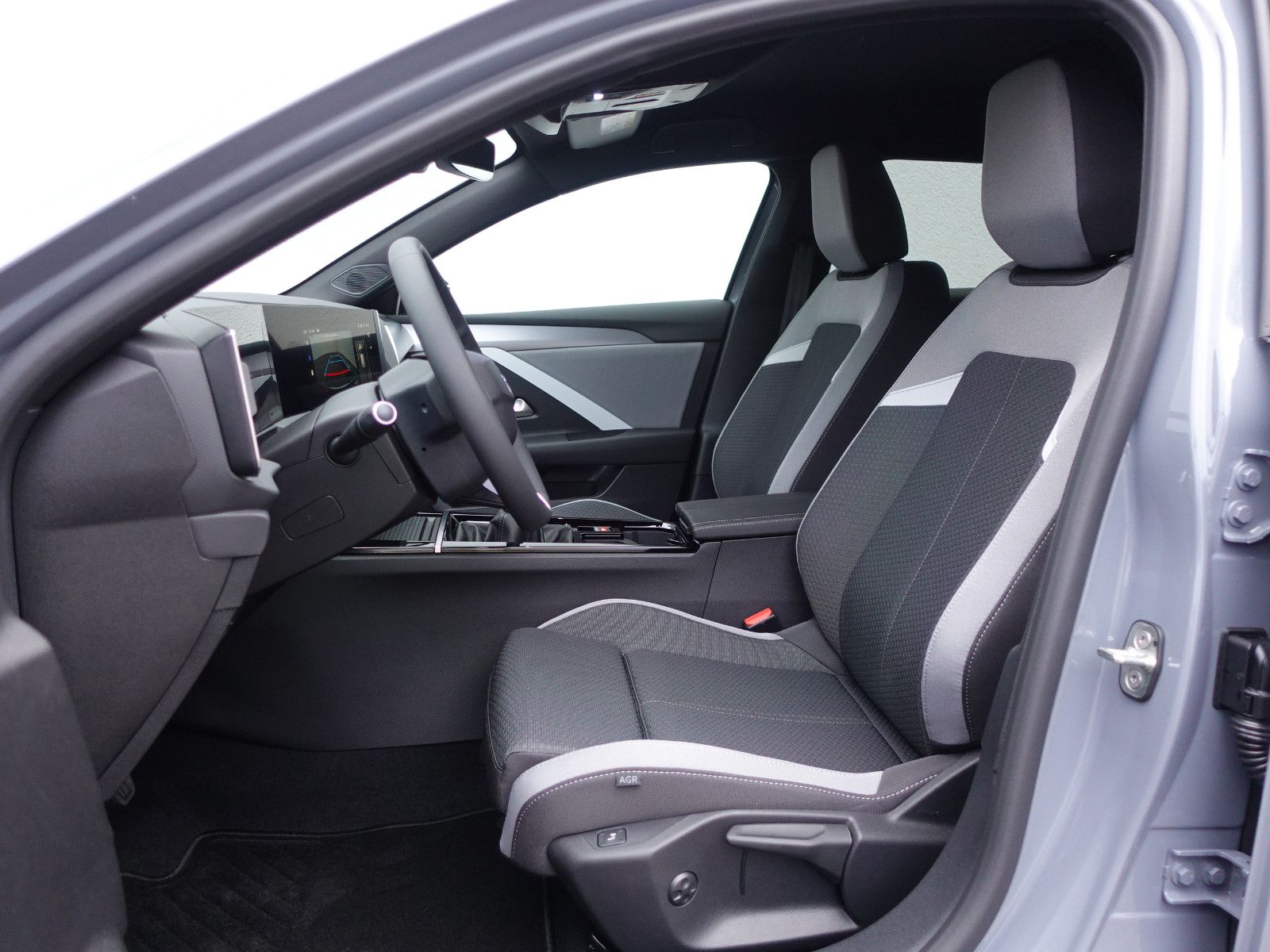 Fahrzeugabbildung Opel Astra Edition 1.2T,Navi,Kamera,Sitzhzg,AGR,LED