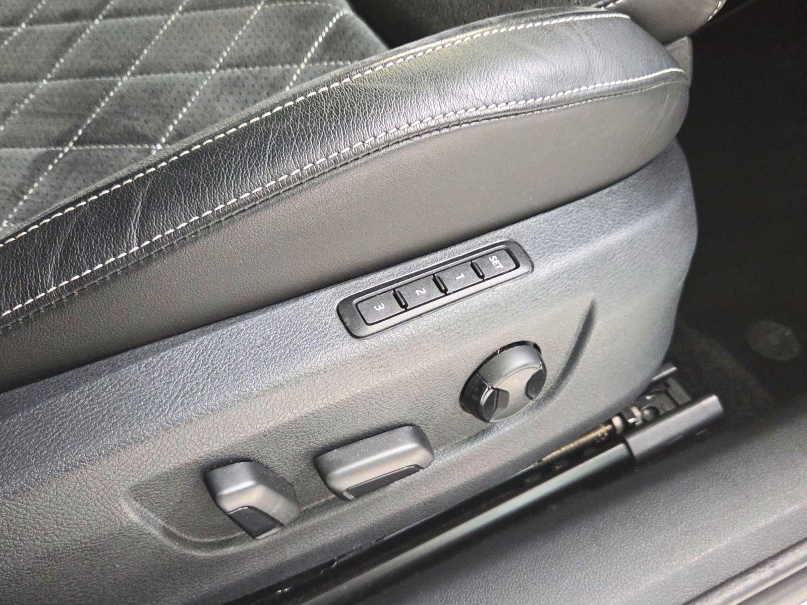 SKODA Superb — zdjęcie 22