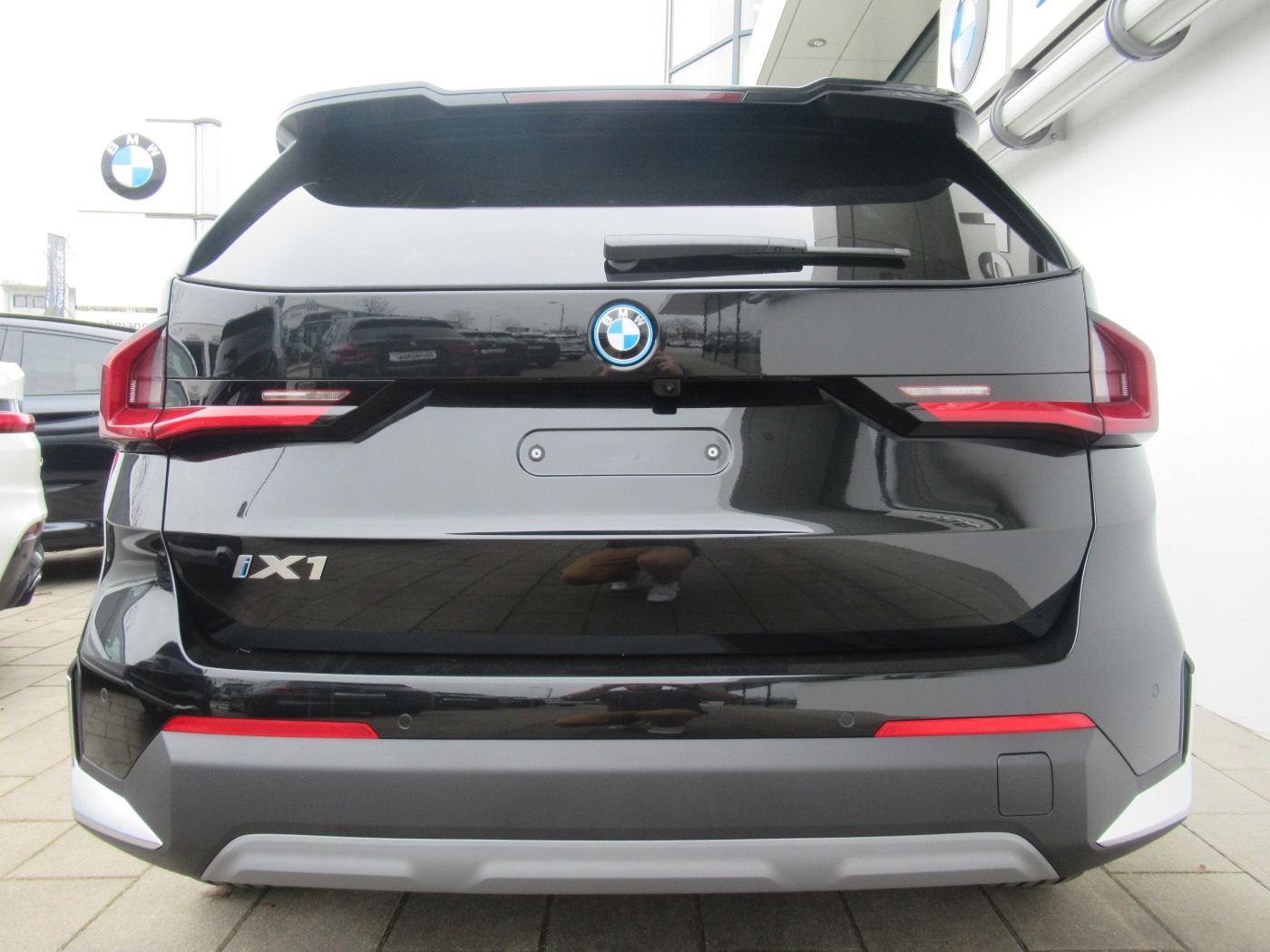 Fahrzeugabbildung BMW iX1 eDrive20 AHK/HeadUp/ACC/LKH/AC-LADEN-PRO