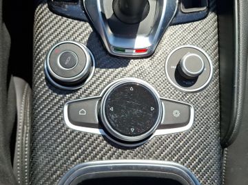 Alfa Romeo Giulia Quadrifoglio 2.9 V6 Bi-Turbo Kam.+KeyLess