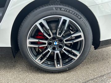 BMW 520d xDrive Touring M Sportpaket Head-Up DAB