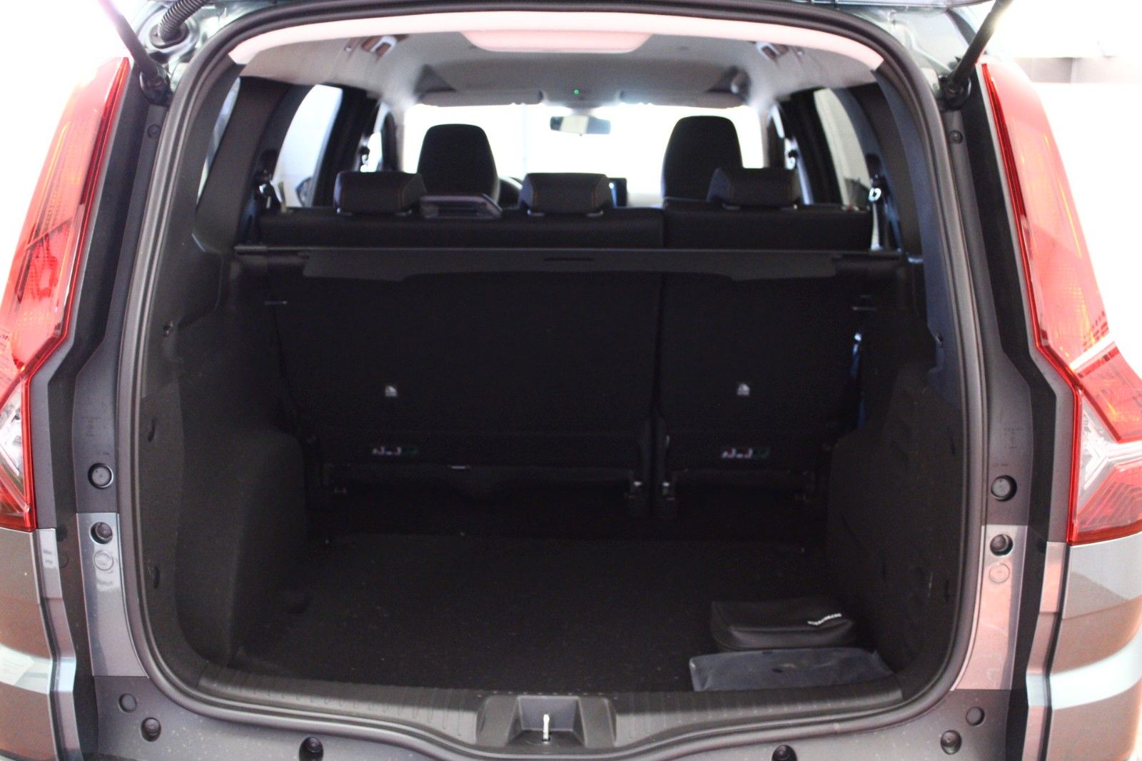 Fahrzeugabbildung Dacia Jogger Eco-G 100 Extreme+ 5-Sitzer *15238*