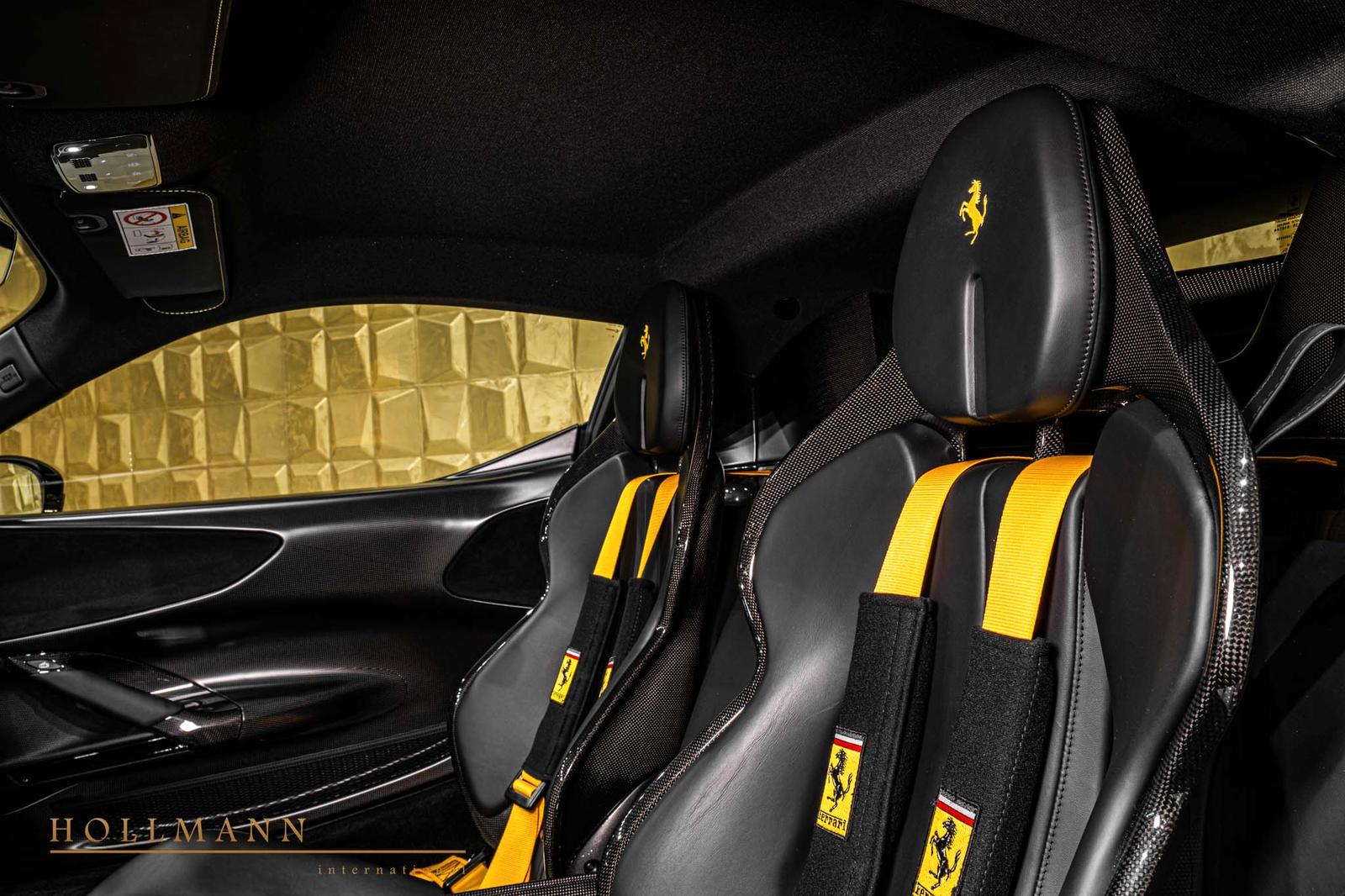 Ferrari SF90 Stradale + CARBON RACING SEATS + FIORANO