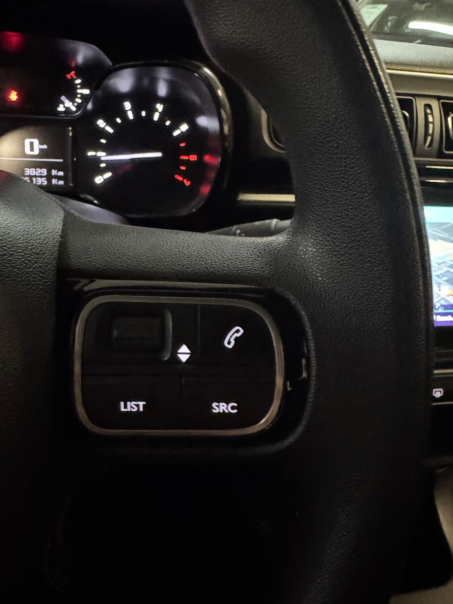 Fahrzeugabbildung Citroën C3 1.6 HDI FEEL COLOR STYLE PAKET NAVI LED VOLL