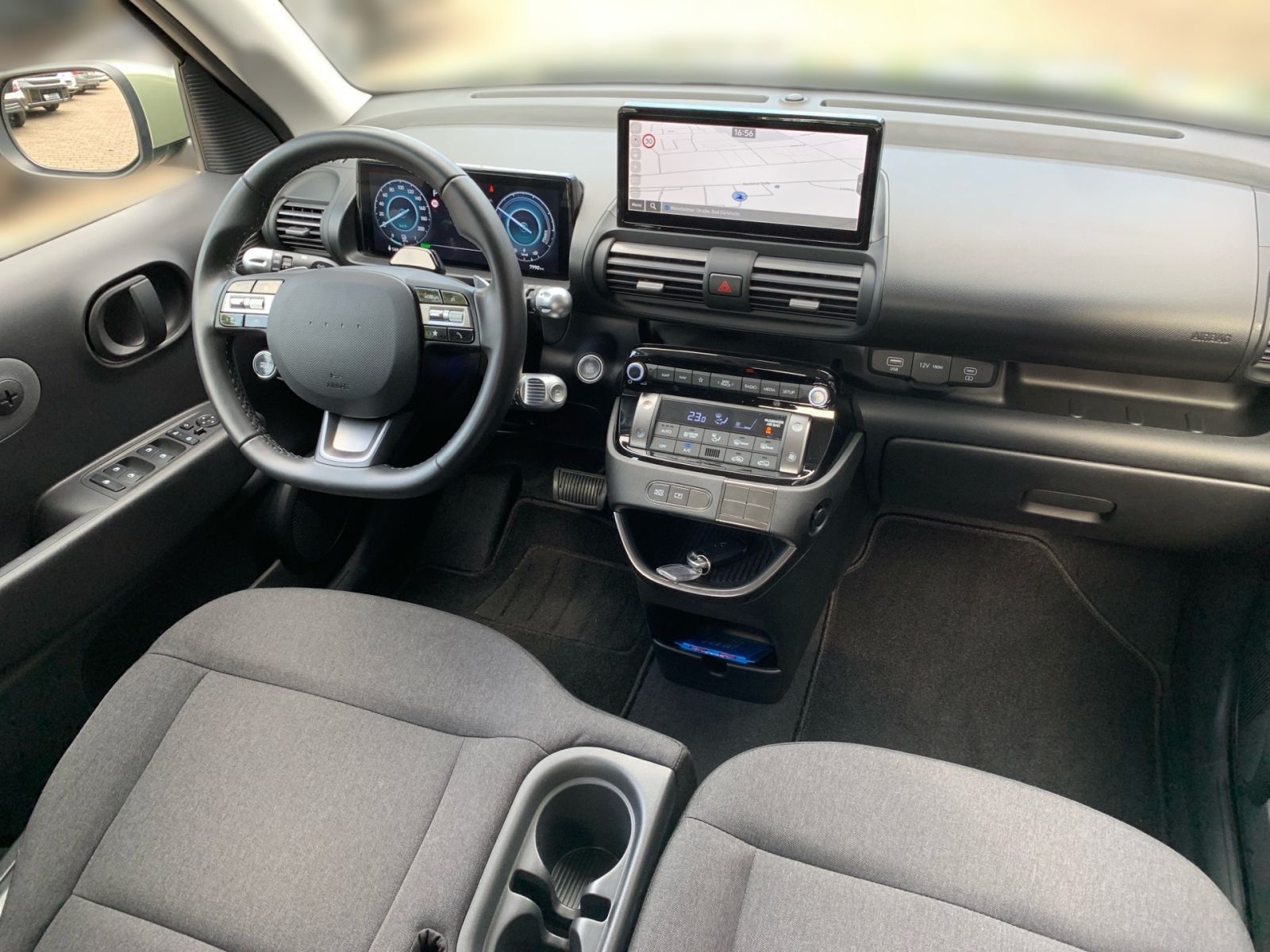 Fahrzeugabbildung Hyundai INSTER Select Elektro 49 kWh