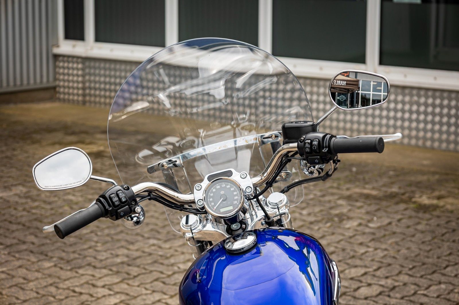 Fahrzeugabbildung Harley-Davidson Sportster XL1200C Custom - JEKILL&HYDE -