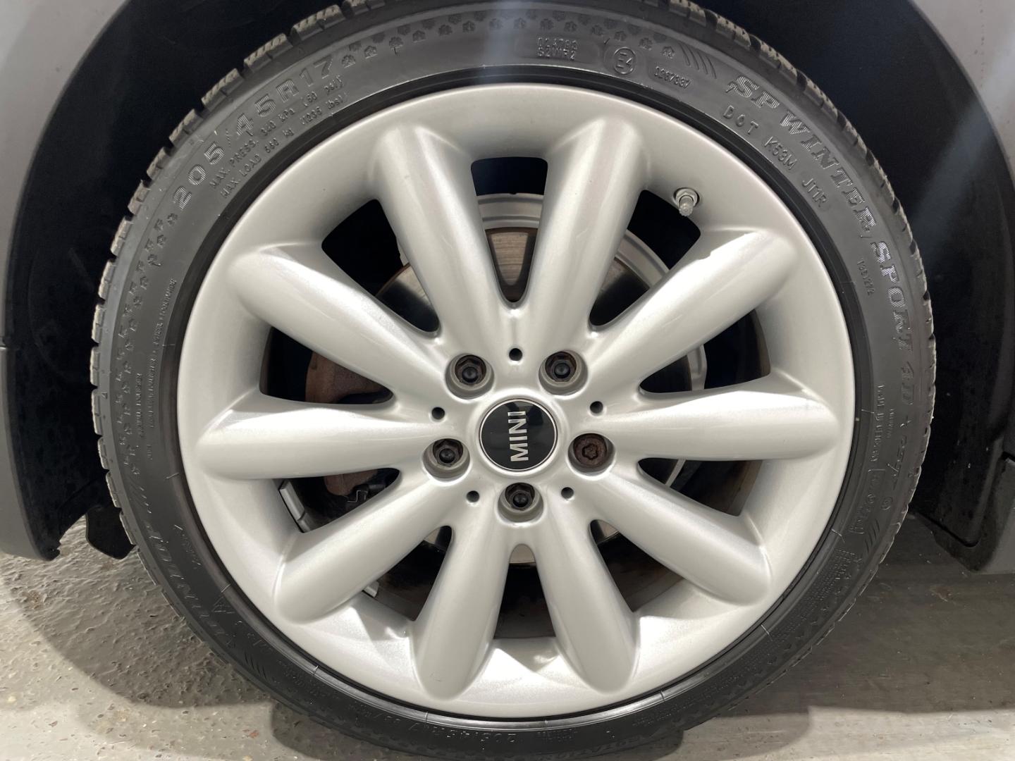 MINI Cooper Automatik LED Klima Tempomat Sitzheizung
