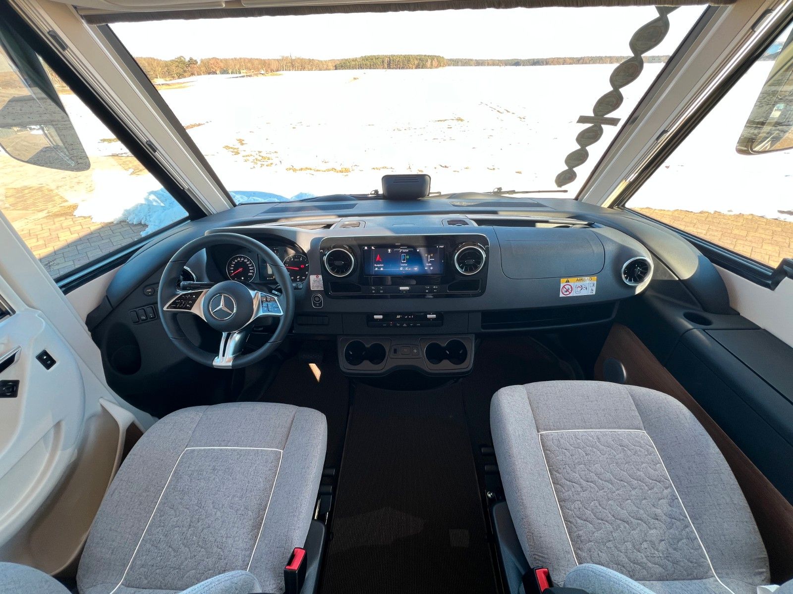 Fahrzeugabbildung Carthago C2-tourer I 147 RB-LE "L" comfort 4.2t Mercedes