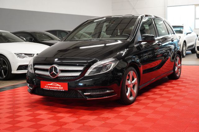 Mercedes-Benz B 250 7G Avantgarde Bi-Xenon*Navi*Tempomat*PDC*